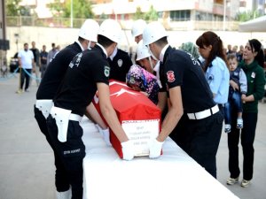 Şehit Polis Gümüş Memleketine Uğurlandı