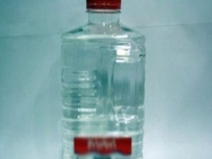 Su yerine tiner içti