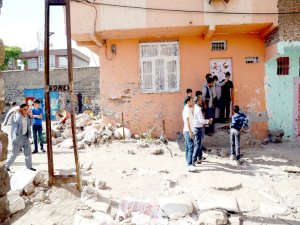 180 Kişiye sokağa çıkma cezası...