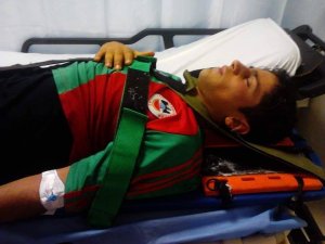 Kalbine top isabet eden  talihsiz futbolcu ölümden döndü