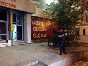 AK Partiye bombalı saldırı