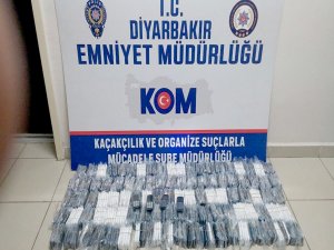 Sigara, telefon, içki…hepsi kaçak  Piyasa değeri yaklaşık 3,5 milyon olan kaçak mal yakalandı
