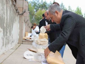 Pusulalar dağıtıldı