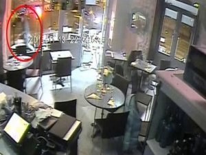 Yekemîn dîmena êrişên Parîsê