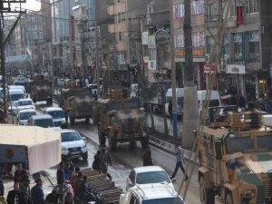 Yüksekova'ya askeri sevkıyat