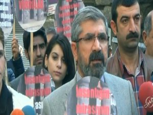 Elçi'nin, son yolculuğunda defnedileceği  mezarlık güvenlik çemberinde