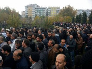 Elçi'yi yüzbinler uğurluyor: Gözün arkada kalmasın