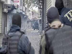 Sur ilçesinde çatışmalar devam ediyor