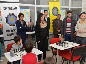 Satranç turnuvası başladı