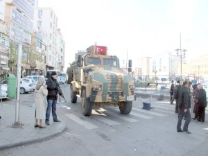 Sur’a asker ve İş makineleri girdi