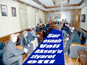 Sur esnafı Vali Aksoy’u ziyaret etti