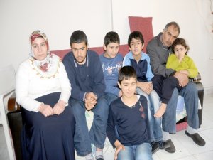 7 Kişilik aile Savaş mahallesinden kaçıp hastaneye sığındı