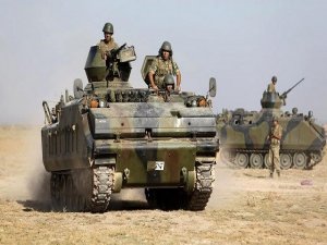 Artêşa Tirkiyê derbasî Qamîşlo bû!