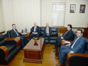 TÜRKİYE İNSAN HAKLARI KURUMU HEYETİNDEN VALİ AKSOY’A ZİYARET