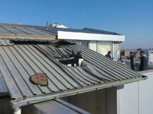 Sur'da Hastaneye Roketli Saldırı