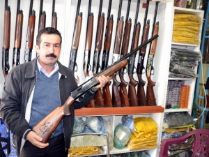 Yaşanan olaylar av malzemesi satan esnafı etkiledi