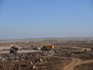 Entegre Katı Atık Tesisi’nin zemin çalışmaları sürüyor