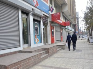 Batman'ın genelinde esnaf kepenk açmadı