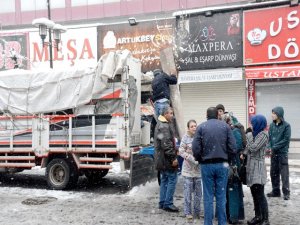 Sur’da göç devam ediyor