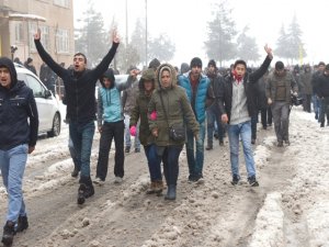Polis ‘Sur yürüyüşü'ne izin vermedi