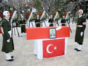 Yaşamını yitiren köy korucusu için tören