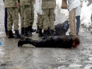 Cinayet zanlısı teslim oldu