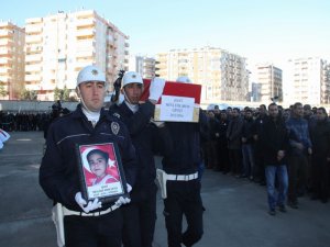 Polis memuru Mehmet Şenol Çiftçi ve kızı Mevlüde İrem için tören düzenlendi