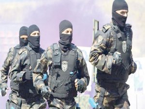 Operasyonların Devam Ettiği İllere 4 Bin Polislik Takviye
