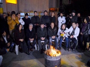 DEMİRTAŞ, SAĞLIK ÇALIŞANLARININ EYLEMİNE KATILDI