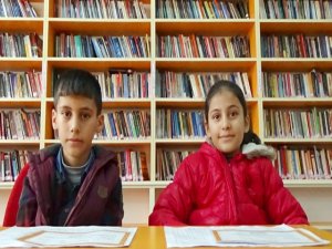 2 kardeş bir yılda 783 kitap okudu