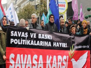 256 sendikacıdan akademisyenlere destek