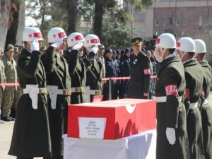 Yüzbaşı memleketine uğurlandı