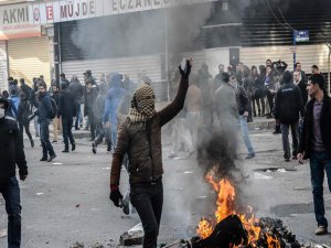 Bankaya Molotofkokteyli Saldırı