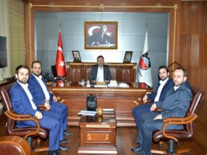TÜRKİYE GENÇLİK VAKFI HEYETİ VALİ AKSOY’U ZİYARET ETTİ