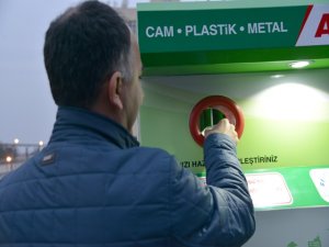 Atıkmatikle ‘çöpe atma geri kazan’ dönemi başladı