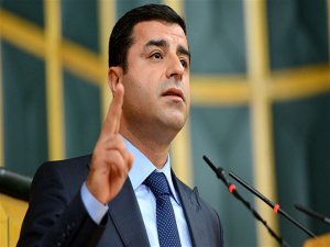 Demirtaş Hakkında 'Sur Çağrısı' Nedeniyle Soruşturma Başlatıldı