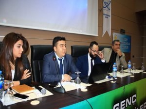 İŞ DÜNYASI GİRİŞİMCİ ADAYLARIYLA BULUŞTU