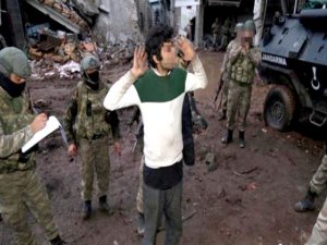 Sur'da tahliye edilenlerden 6 kişi tutuklandı