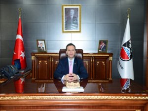 Vali Aksoy’dan 8 Mart mesajı