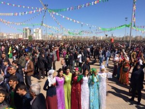 Diyarbakır'da Nevruz Kutlamaları Başladı