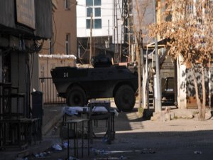 Yüksekova'da Çatışmalar Üç Mahallede Yoğunlaştı