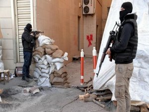 Valilik: Sur’da 2 PKK’li yaşamını yitirdi