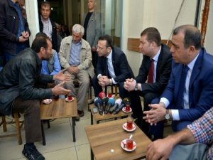 VALİ AKSOY BAĞLAR ESNAFINI ZİYARET ETTİ