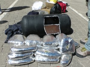 Emniyetten uyuşturucu ve kaçak sigara operasyonu