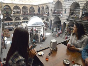 Tarihi hanlara ilgili artıyor