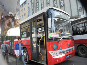 90 kilometre ayakta yolculuk