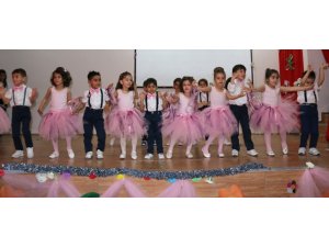 Miniklerin 23 Nisan coşkusu