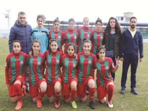 Kadın Futbolcuların Play-Off Rakibi