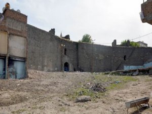 Operasyonlardan sonra hastalık ve yılan korkusu baş gösterdi