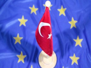 Tarihi karar: Vizeler kaldırılsın